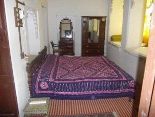 Ravla Khempur Hotel Udaipur Exterior photo