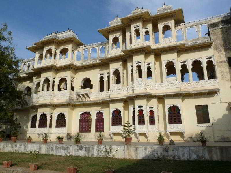 Ravla Khempur Hotel Udaipur Exterior photo